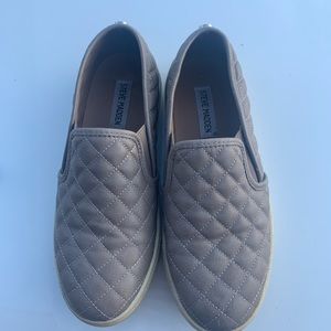 Tan quilted Steve Madden